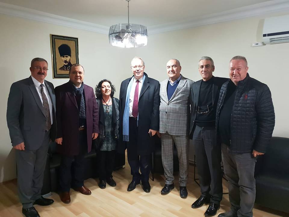 Faik Öztrak, Radyo Trak’da