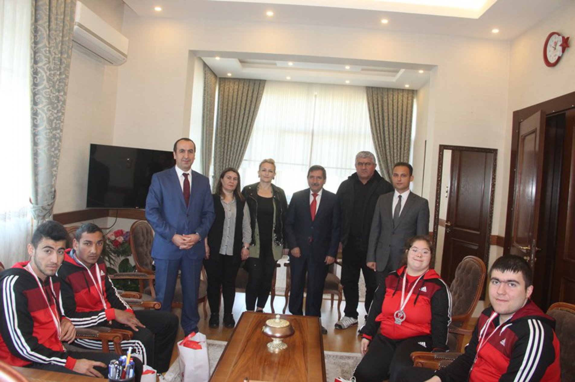 İl Milli Eğitim Müdürünü gururla ziyaret ettiler