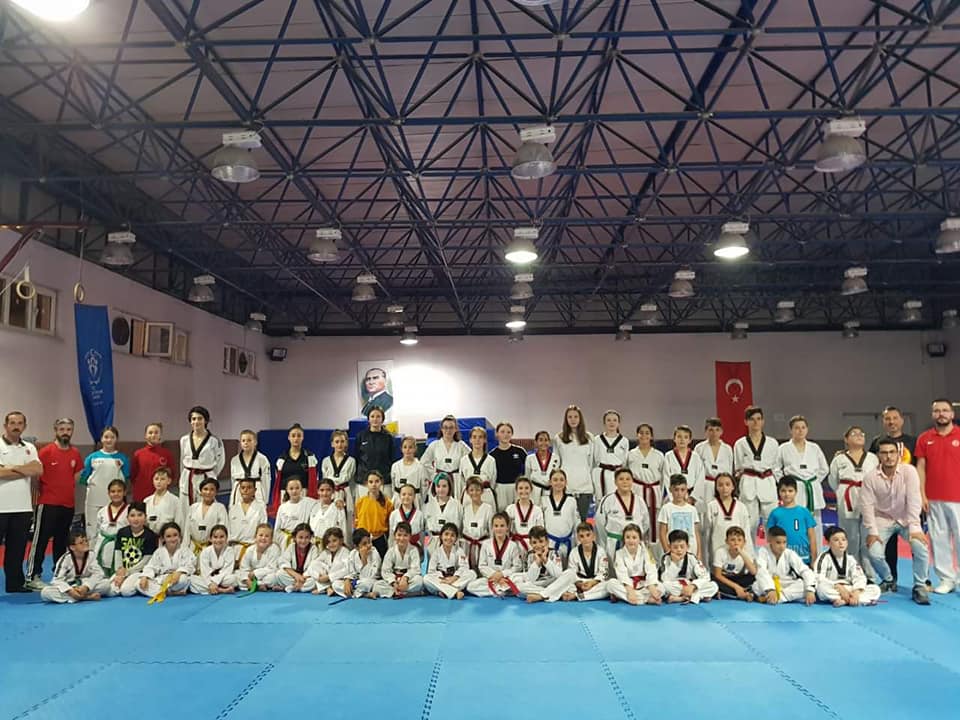 İki kulüp bağları çok daha güçlendi