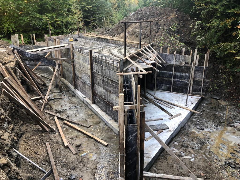 Menfez İnşaatı Devam Ediyor