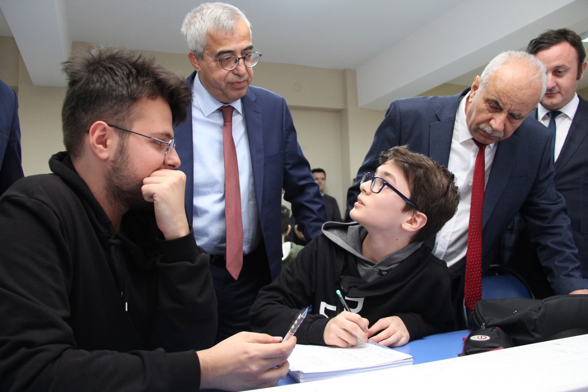 YAPAY ZEKA ATÖLYESİ” ve “TASARIM ATÖLYESİ” PROJELERİ TANITILDI