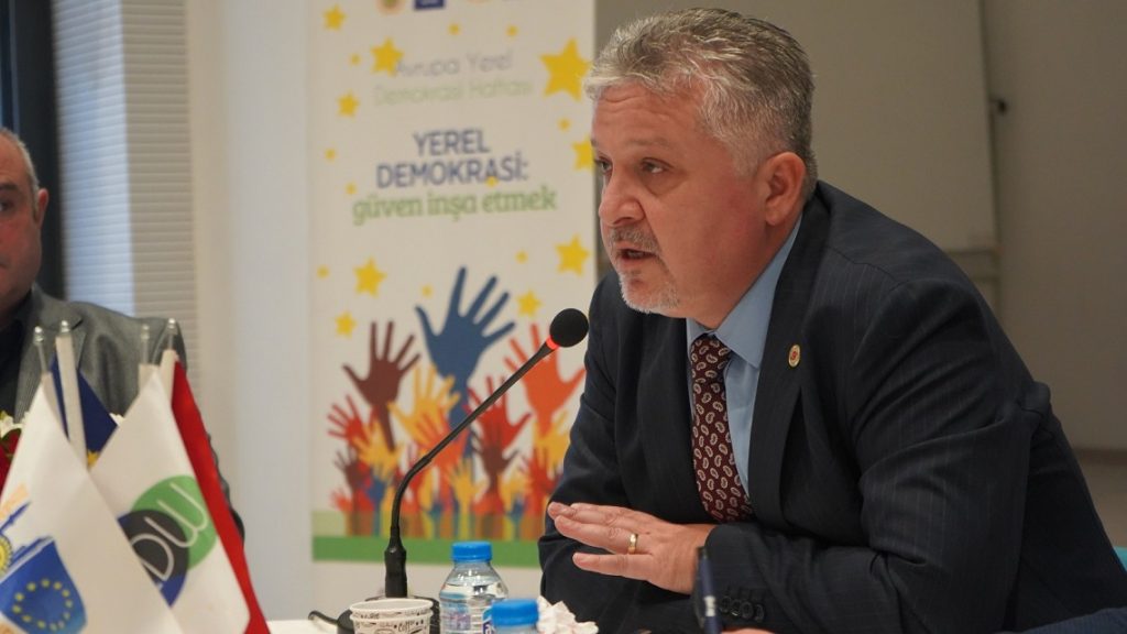 Başkan Gerenli muhtarları dinledi