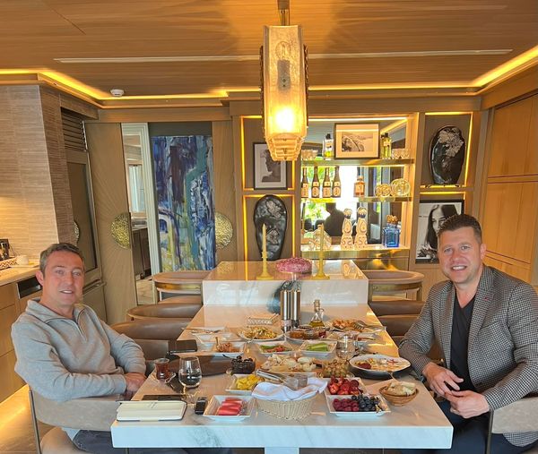 Koç ve Can baş başa