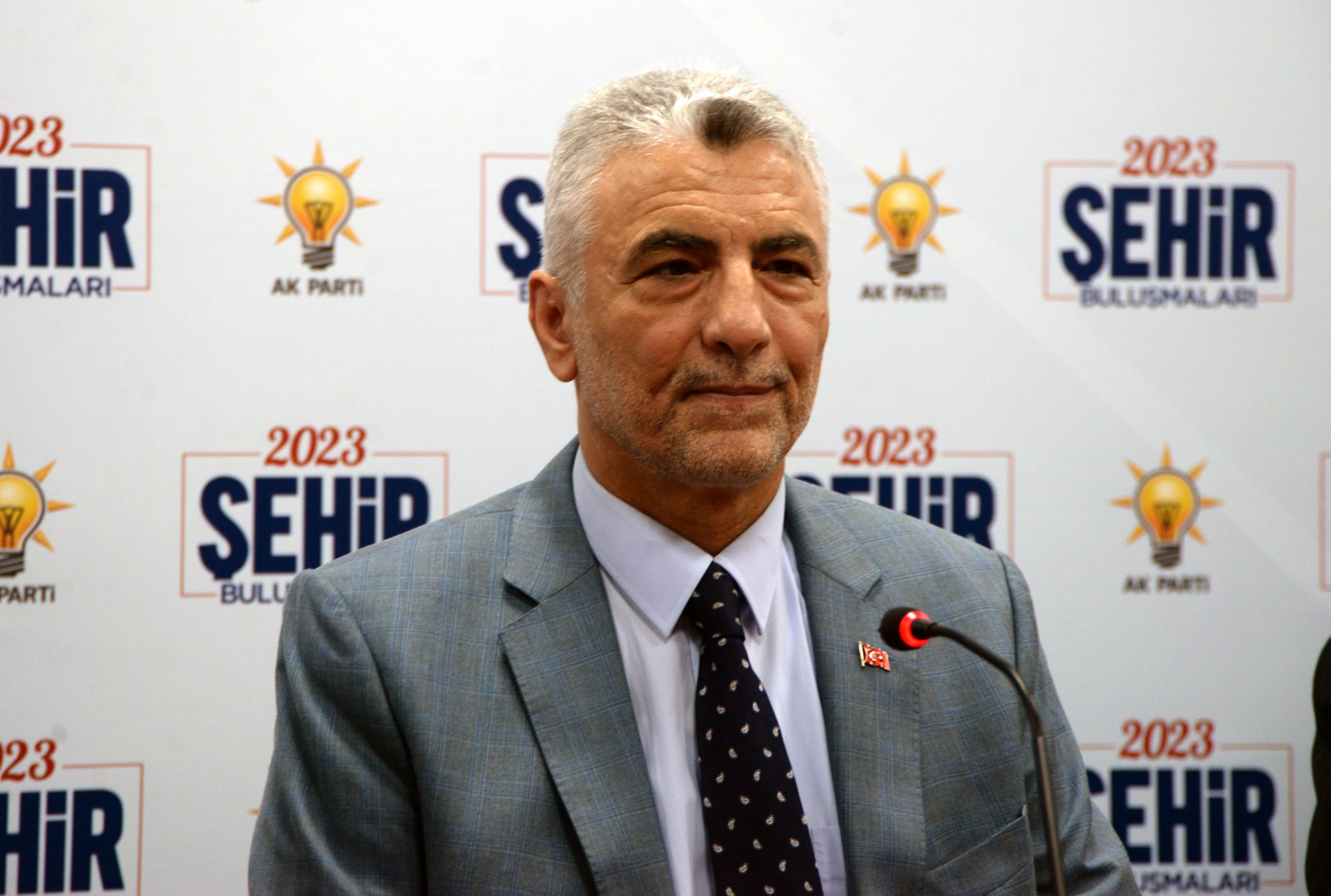 “Ekonomimiz büyük deprem felaketine rağmen yüzde 4 büyüdü”