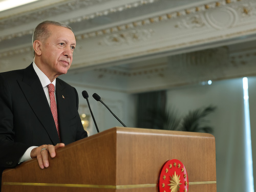 “Deprem bölgesinde yaşayan kardeşlerimizi asla yalnız bırakmadık”