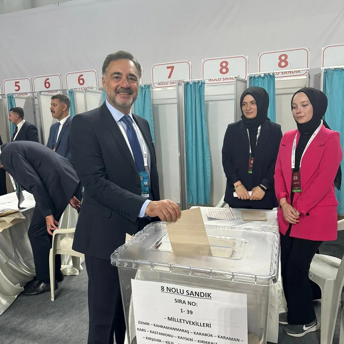 Milletvekili Sarıçam Kongrede Oy Kullandı