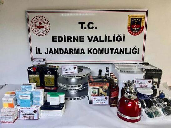 Edirne'de çok sayıda gümrük kaçağı malzeme ele geçirildi