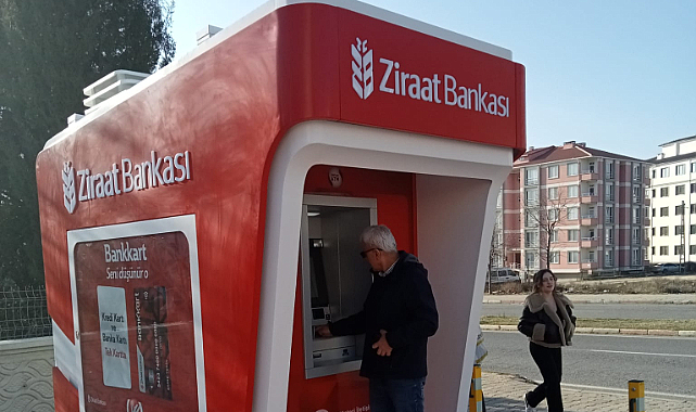 Atatürk Mahallesi'nde Yeni Ziraat Bankası ATM'si Hizmete Açıldı