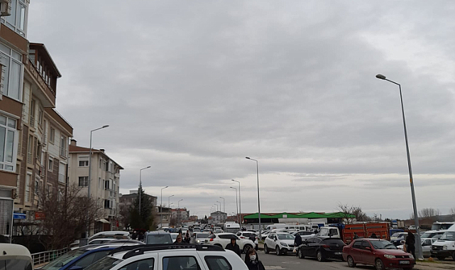 Babaeski’de Perşembe Pazarı Trafiği