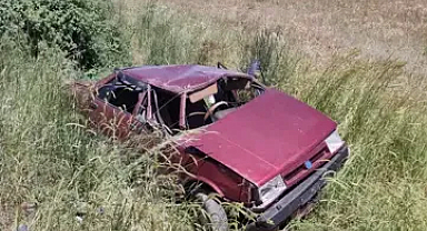 Edirne'de otomobil su kanalına girip, takla attı: 2 yaralı 