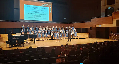 Lüleburgaz Belediyesi Çocuk Korosu İzmir'de Büyük Başarıya İmza Attı 