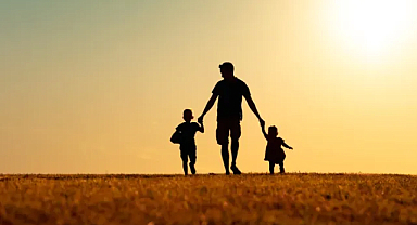 ‘’Babalar Günü’’ Bir Sevgi Geleneğinin Doğuşu: Tarihi ve Önemi!