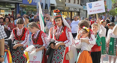 Edirne'de 4. Uluslararası Balkan Folklor Festivali Başladı!