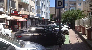 Kırklareli'nin Otobüs Durakları Park Yeri Değil!