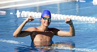 Milli Yüzücü Kuzey Tunçelli, Avrupa Şampiyonu Oldu