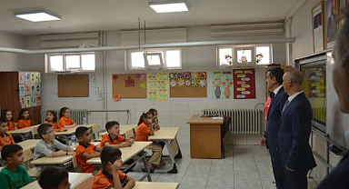 Vali Ekici'den Karne Gününde Müjde!