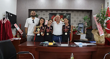 Çorlu 3x3 Sokak Basketbolu Turnuvasında Büyükkarıştıran’ın İki Takımı Dereceye Girdi