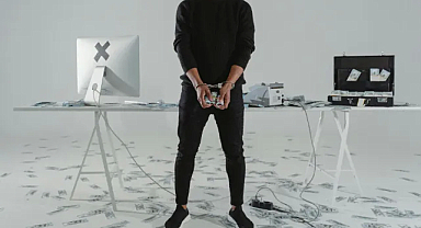 Dolandırıcıların YouTube Üzerindeki Yeni Oyunları Neler? Nasıl Önlemler Alabiliriz?