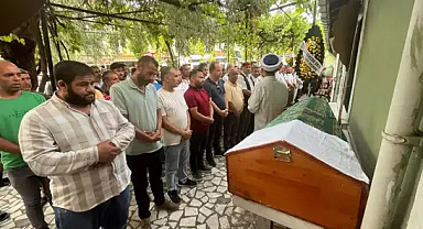 Edirne'de Meriç Nehri'nde hayatını kaybeden Sanem ve Mert, toprağa verildi