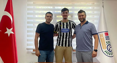 Evrensekiz Evrenspor'dan İddialı Transfer Hamlesi!
