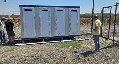 Evrensekiz Spor Kompleksi'ne Portatif Tuvaletler Yerleştirildi
