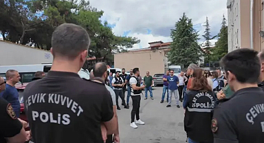 Kırklareli'de Büyük Operasyon: 244 Şahıs GBT'den Geçirildi, 67 Araç Kontrol Edildi!