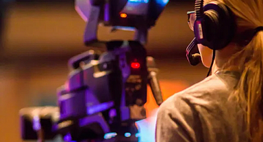 Türkiye'nin Hizmet Sektörü Mayıs 2024'te Karışık Performans Gösterdi