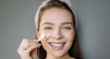 Yaz Sıcaklarında Cilt Bakımınızı Nasıl Yapmalısınız? Önemli Adımlar Neler?