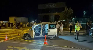 Hafif ticari araçla seyir halindeyken kalp krizi geçiren sürücü öldü