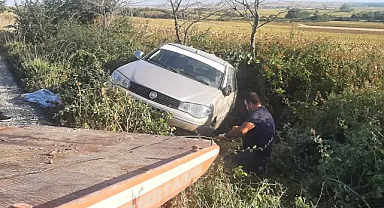 Kaynarca Yolunda Kaygan Zemin Kazaya Sebep Oldu