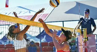 Plaj Voleybolu Nasıl Oynanır?Türkiye’nin En Popüler Plaj Voleybolu Sahaları: 4 Elverişli Yer ve Özellikleri!