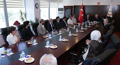 TRAKYA ÜNİVERSİTESİ REKTÖRÜ PROF. DR. MUSTAFA HATİPLER GÖREVE BAŞLADI