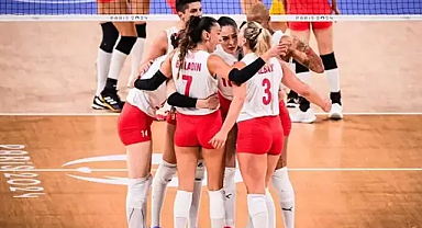 Türkiye A Milli Kadın Voleybol Takımı Tarih Yazdı: Paris 2024'te Yarı Finale Yükseldi
