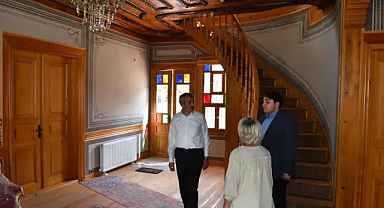 Vali Yunus Sezer, Kaleiçi’ndeki Tarihi Matmazel Klara Hanım Konağı’nı İnceledi