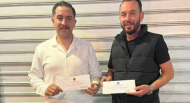 Kırklareli Ülkü Ocakları Tarafından Esnafa Siftah Zarfları Dağıtıldı