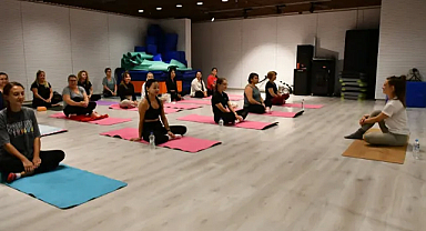 Lüleburgaz'da Kadınlar Yoga ile Hareketlendi: Avrupa Hareketlilik Haftası Coşkusu