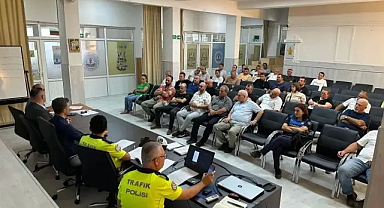 Lüleburgaz'da Öğrenci Servisleri İçin 2024-2025 eğitim öğretim Yılı Bilgilendirme Toplantısı Düzenlendi