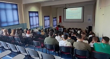 Babaeski MYO'da Mesleki Eğitim Semineri: Öğrenciler Bilgiyle Donatıldı