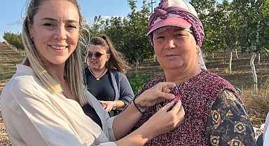 Başkan Taybıllı, Dünya Kadın Çiftçiler Günü'nde Kadın Çiftçileri Ziyaret Etti