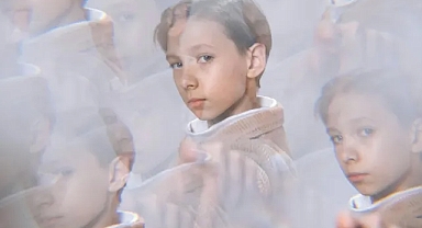 Çocuklarınızı Farkında Olmadan Manipüle mi Ediyorsunuz? Pozitif Pekiştirme ve Duygu Sömürüsü Arasındaki İnce Çizgi!