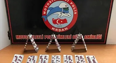 Edirne'de 182 uyuşturucu hap ele geçirildi; 2 gözaltı