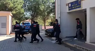 Göçmen kaçakçılarına operasyon; 3 tutuklama