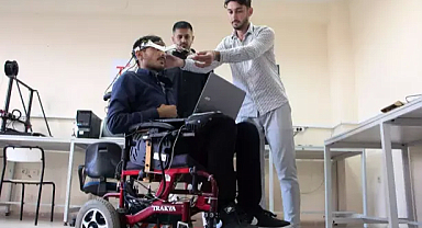 Göz bebeğiyle kontrol edilen elektrikli sandalye geliştirdiler