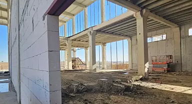 İnşatta beton dökümü sırasında çökme; 1 ölü, 3 yaralı