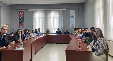 Pınarhisar MYO'da 2024-2025 Eğitim Öğretim Yılının İlk Öğrenci Temsilcileri Toplantısı Gerçekleştirildi