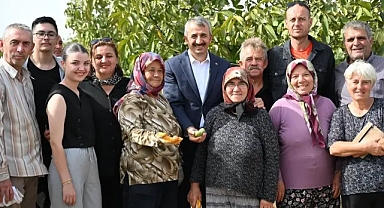 Vali Sezer, Uzunköprü'de 830 Dönümlük Ceviz Bahçesinde Üreticilerle Bir Araya Geldi
