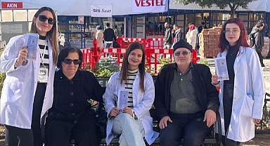 ECZACILIK FAKÜLTESİ ÖĞRENCİLERİ VATANDAŞLARI ANTİBİYOTİK KONUSUNDA BİLGİLENDİRDİ