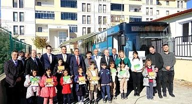 Kırklareli’de Gezici Kütüphane Projesi Öğrencilerle Buluştu