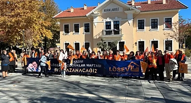 Kırklareli'de Lösemili Çocuklar Haftası Etkinliğine İYİ Parti'den Anlamlı Destek!