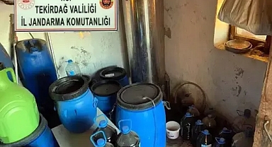 Şarköy'de 1165 litre sahte içki ele geçirildi; 2 gözaltı